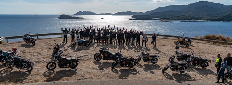 Motorradfreunde aus der ganzen Welt kennenlernen
